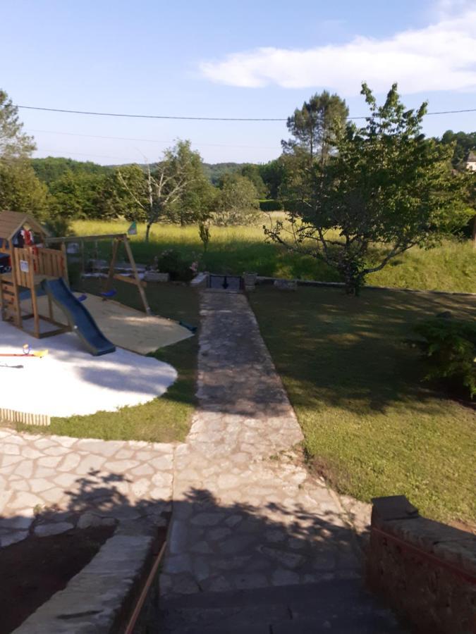Gîte Las casitas du lot dans le Périgord Frayssinet-le-Gélat Exterior foto